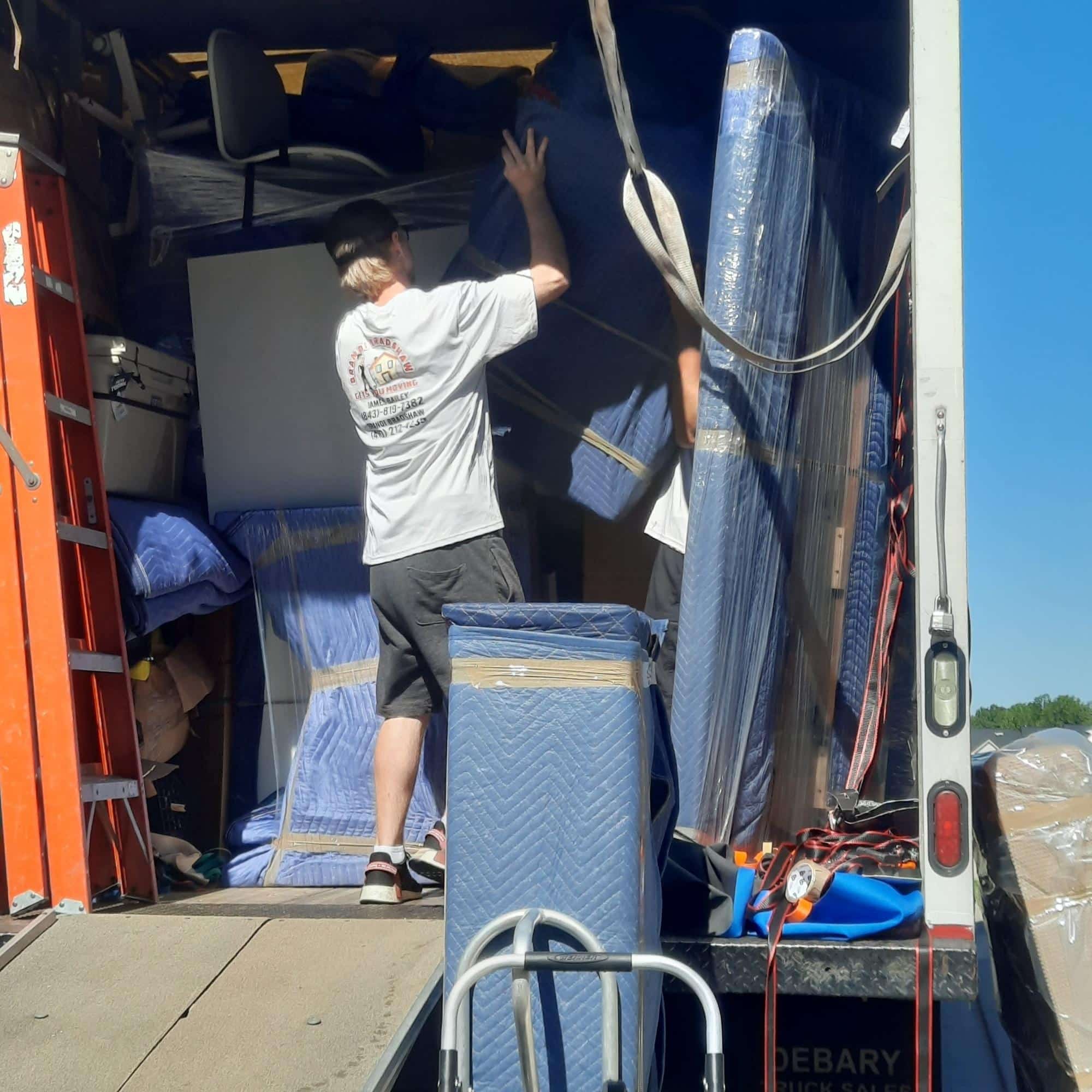 closest annapolis movers